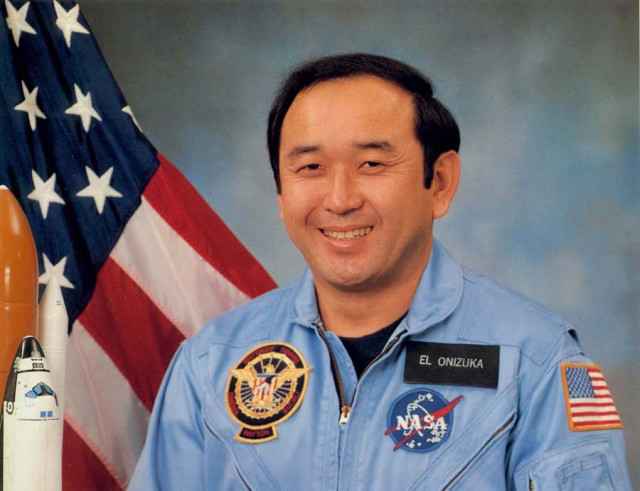 hayatini-kaybeden-astronotun-uzaya-goturdugu-9244910_5935_o