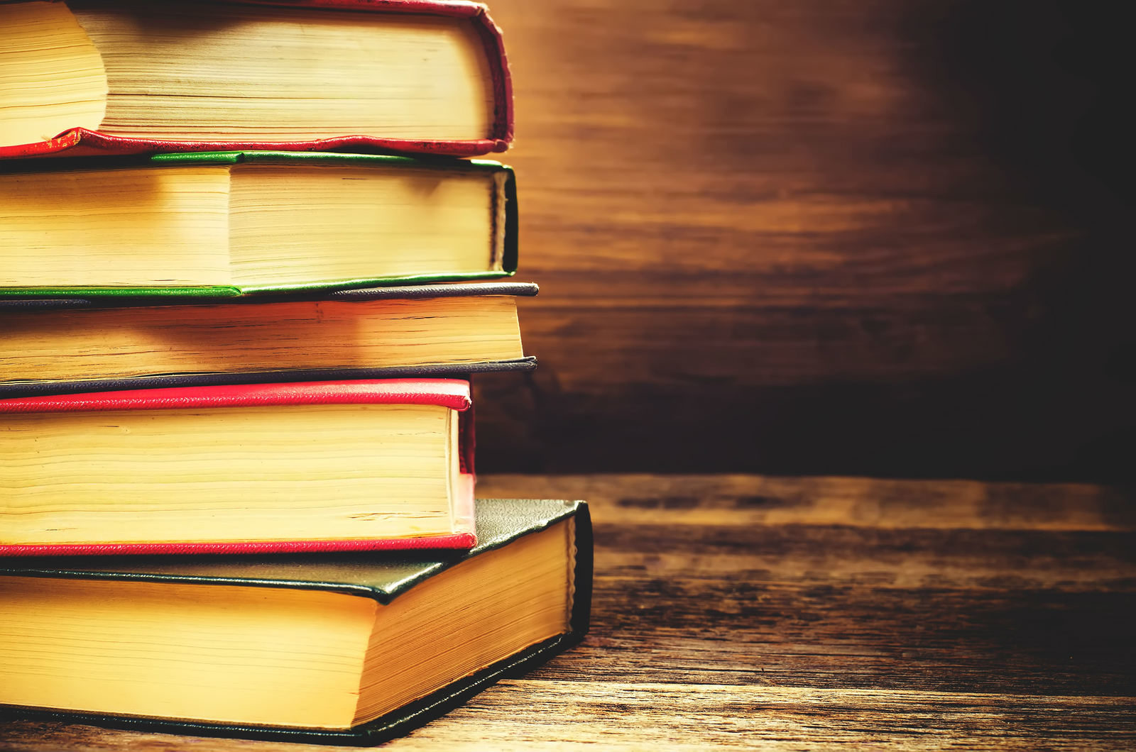 hevesli-kitap-okumak