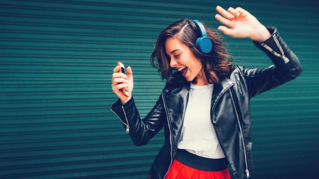 6. Müzik beynin gıdasıdır