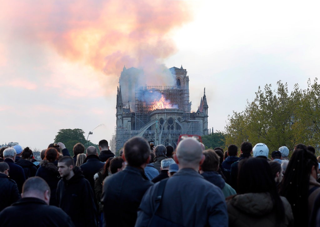 notre dame1