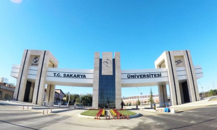 Sakarya-Universitesi-Kapisi_SAU_kapi-700×420
